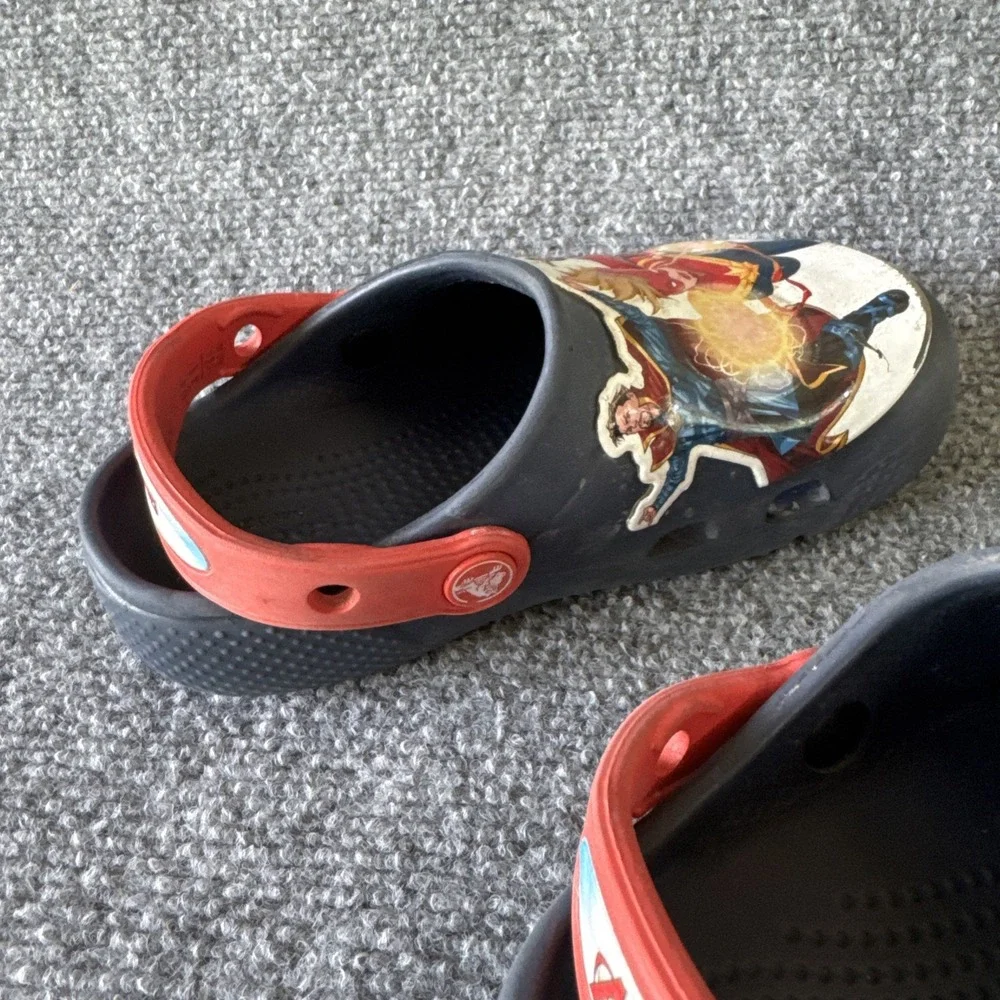 CROCS captain america